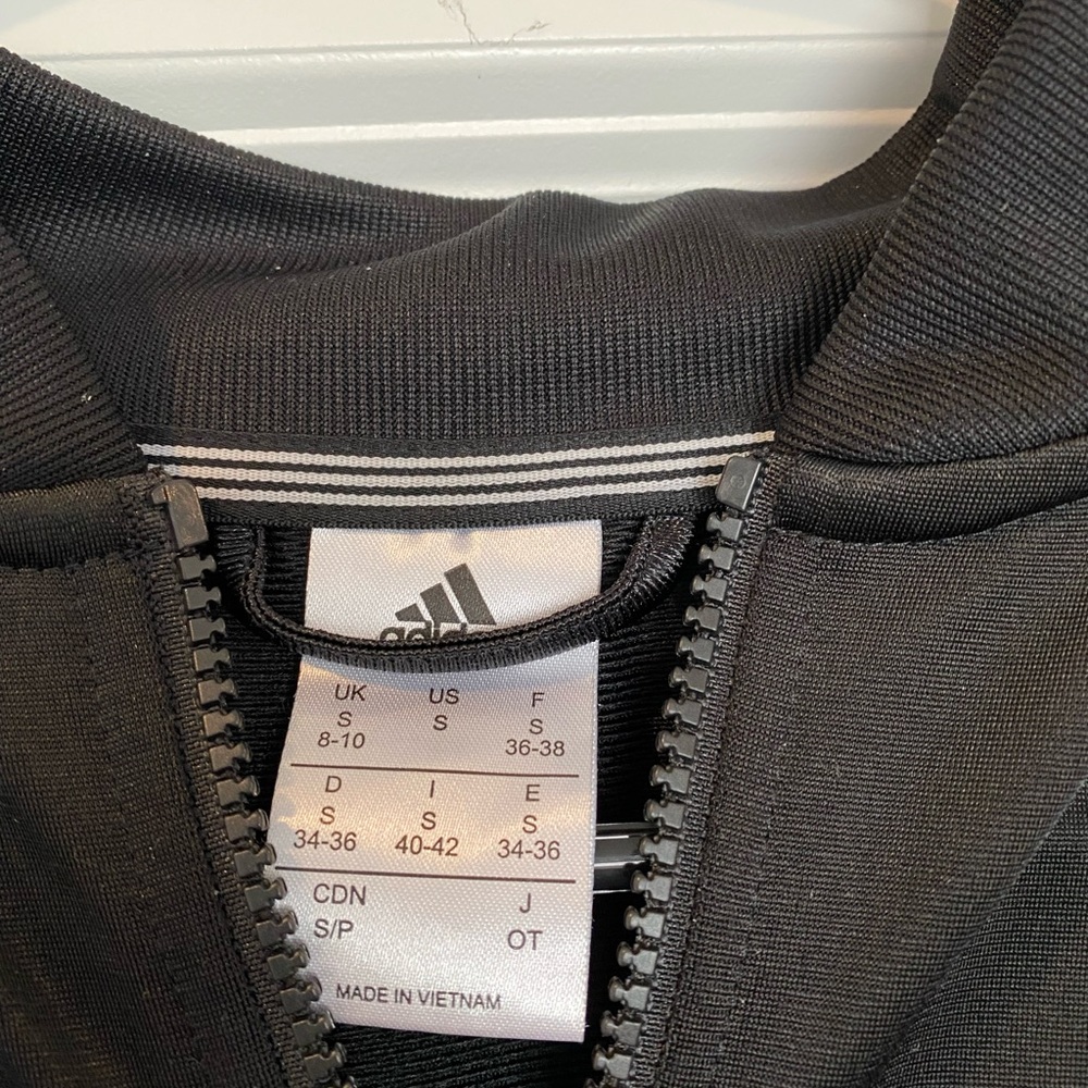 Adidas track jacket - Picture 2 of 4